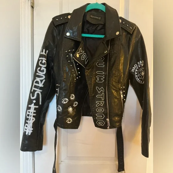Boutique Black Vegan Leather Moto Jacket with Studded & Zipper Details Small - Picture 5 of 12